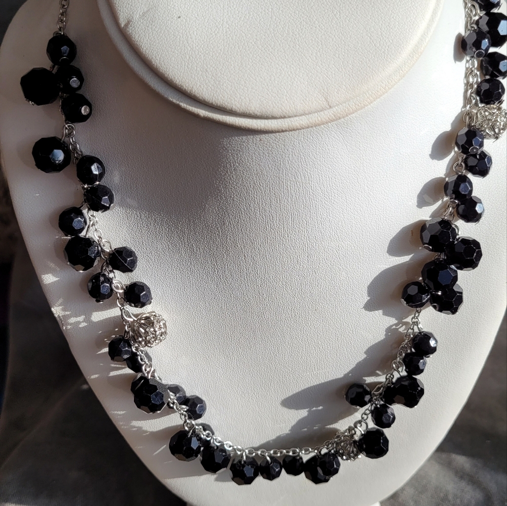 🌼2/$12 Chaps Faceted Black Bead and Silver-tone Necklace